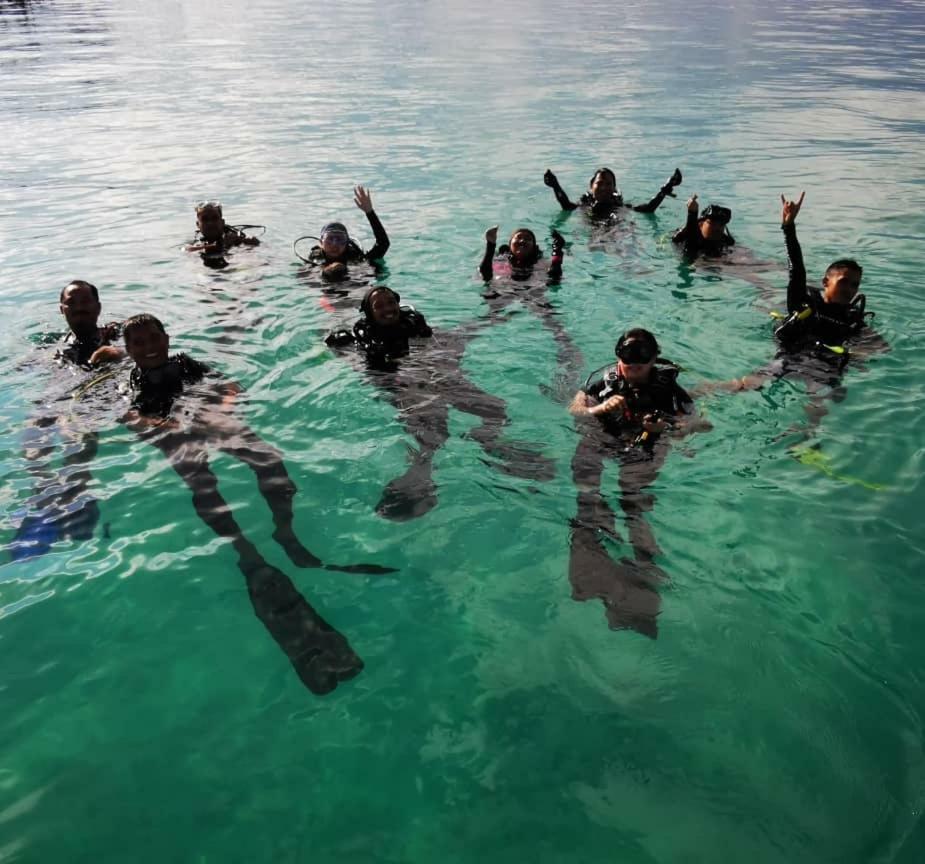 Spheredivers Scuba&Leisure Mabul Island Exterior foto